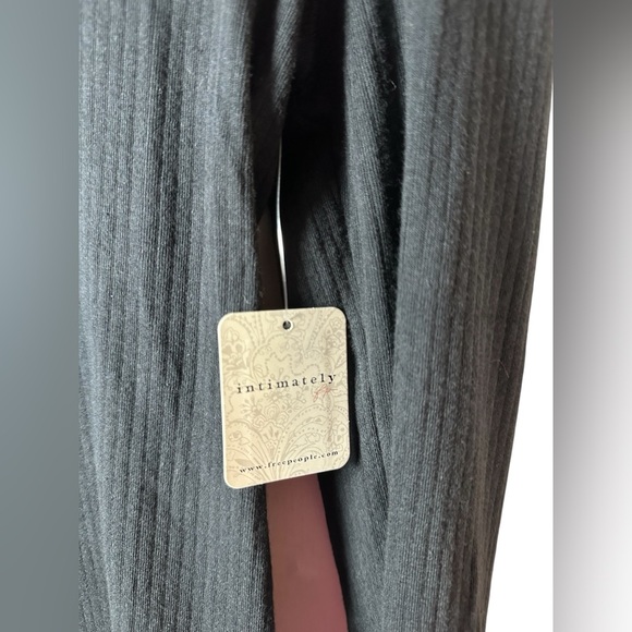 Free People Black Ribbed Mock Neck Long Sleeve Top Size M - Picture 2 of 6